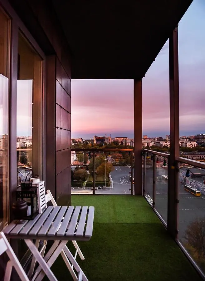 Qbik Artistic Cityscape Apartment Warszawa